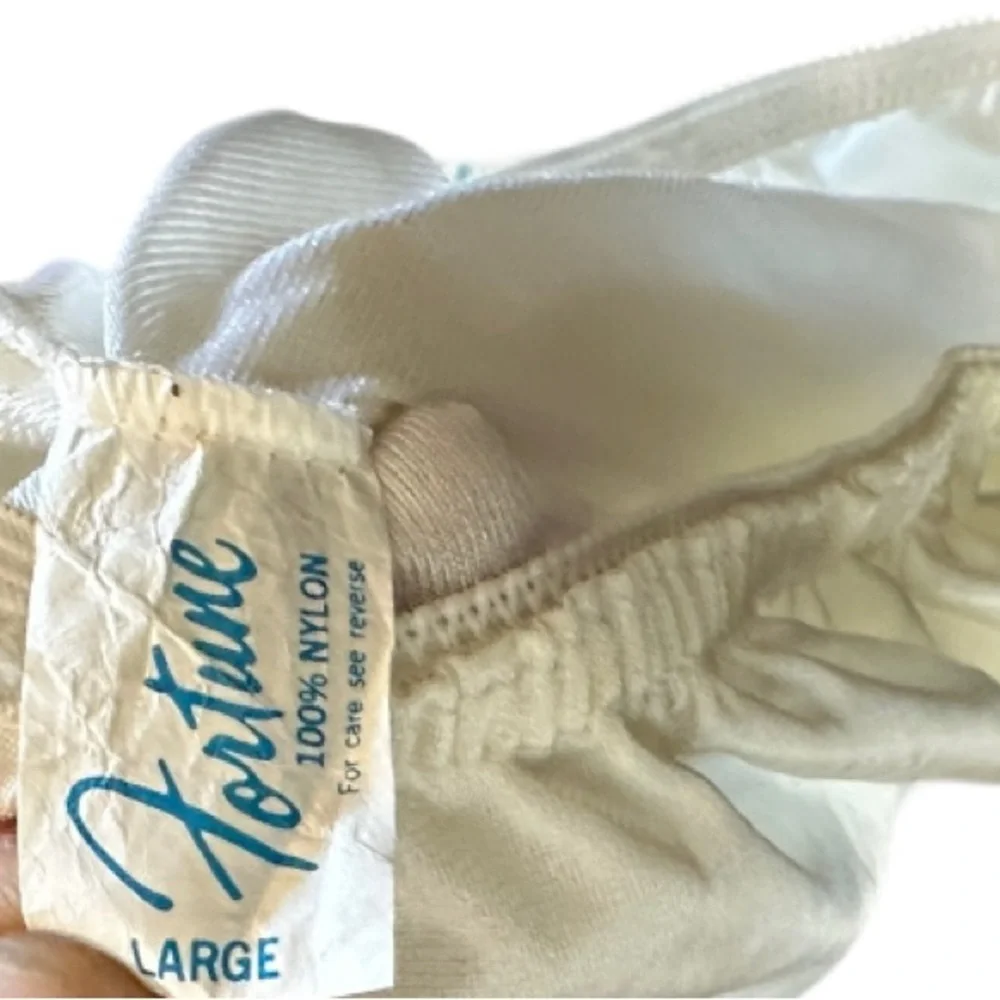 Vintage Fortune‎ Nylon Slip - Picture 4 of 4